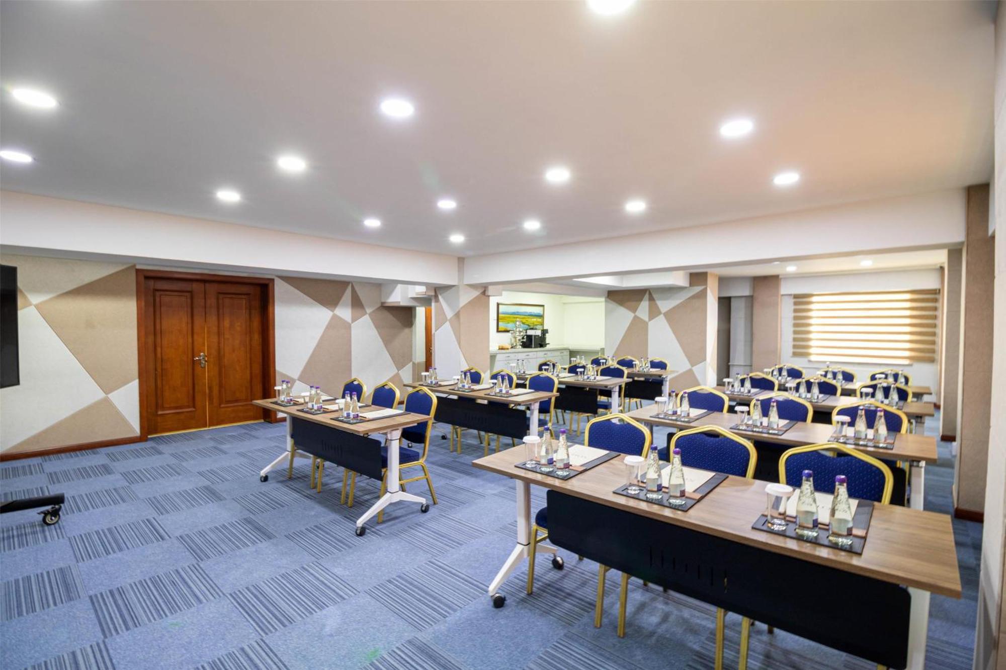 Kempinski Hotel Khan Palace Ουλάν Μπατόρ Εξωτερικό φωτογραφία